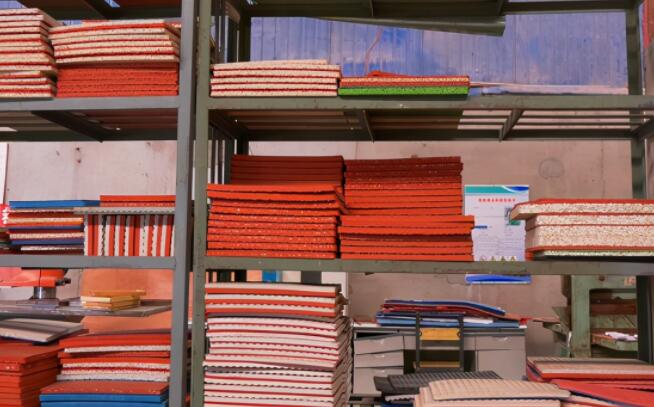 塑膠跑道的最佳厚度是多少？